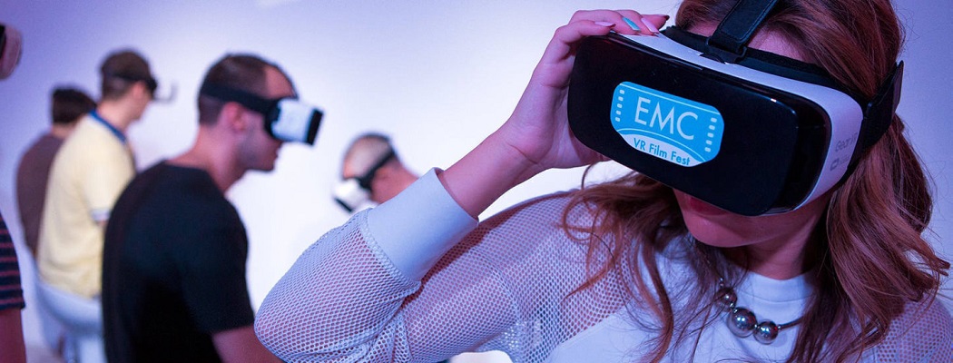 Virtual reality video at 360 degrees